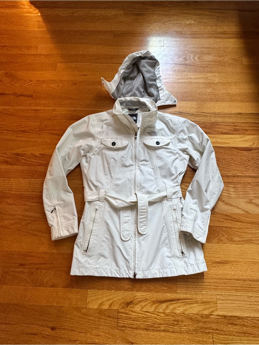 The North Face HyVent Belted Trench Rain Coat White Hooded M Full Zip Waterproof
